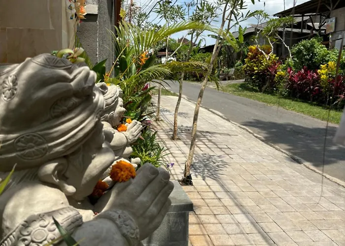 Cempaka Kembar 3* Ubud